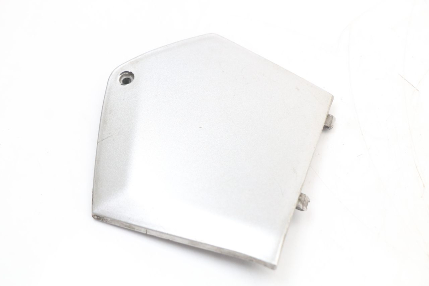 photo de TAPA REPOSAPIES CONEXION DERECHA PIAGGIO MP3 LT 400 (2007 - 2012) - Vista principal