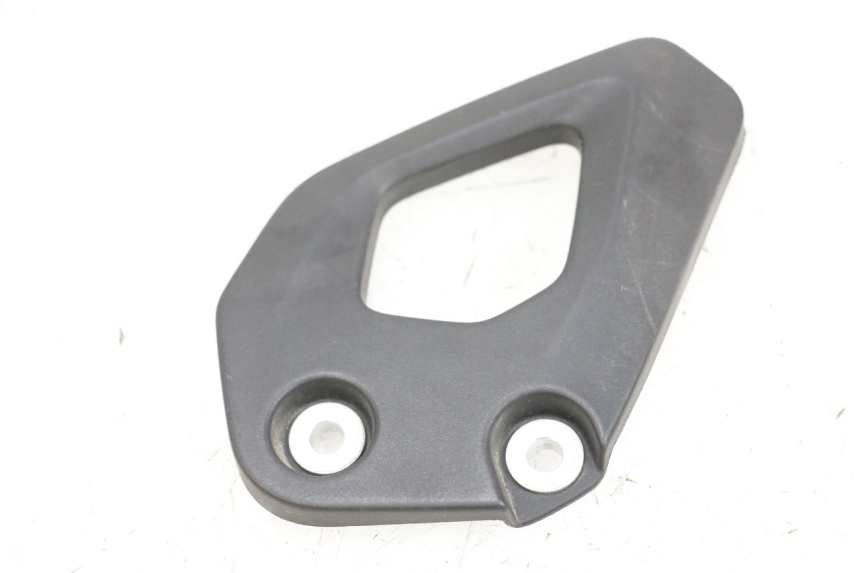 photo de TAPA REPOSAPIES CONEXION DERECHA BMW R GS 1250 (2021 - 2024) - Vista principal