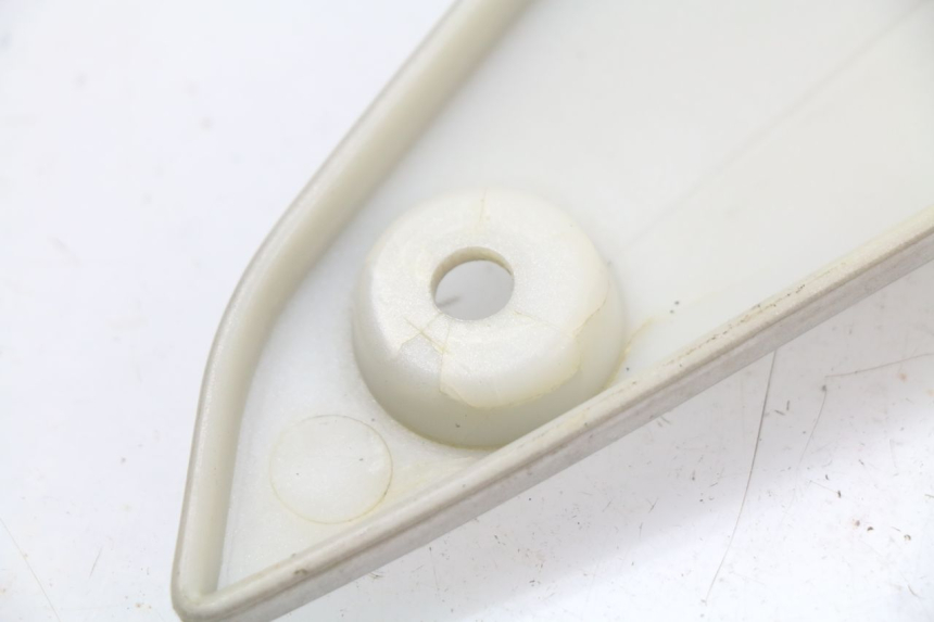 photo de TAPA REPOSAPIES CONEXION DERECHA RAZZO STEED 125 (2012 - 2018) - Vista general del producto