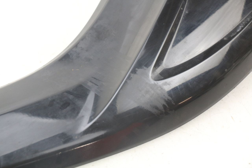 photo de TAPA REPOSAPIES CONEXION DERECHA YAMAHA XP T-MAX TMAX ABS 530 (2012 - 2015) - Detalles de los puntos de fijación