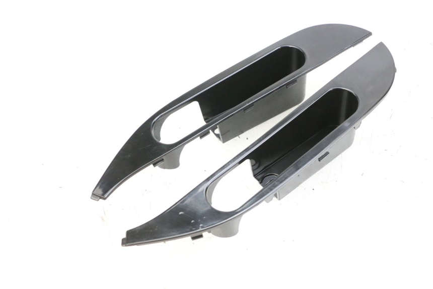 photo de TAPA REPOSAPIES CONEXION SEGWAY NINEBOT E125S 1 (2022 - 2026) - Vista principal