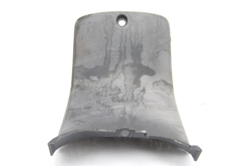 photo de CONEXIÓN DEL ESCALÓN HONDA FES PANTHEON 125 (2003 - 2007) - Otra perspectiva