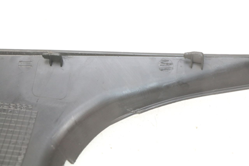 photo de CONEXIÓN DEL ESCALÓN HONDA FES S-WING SWING ABS 125 (2007 - 2015) - Primer plano técnico