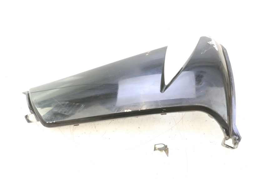 photo de TAPA REPOSAPIES CONEXION IZQUIERDA PEUGEOT CITYSTAR 2T 50 (2018 - 2021) - Zoom estado de uso