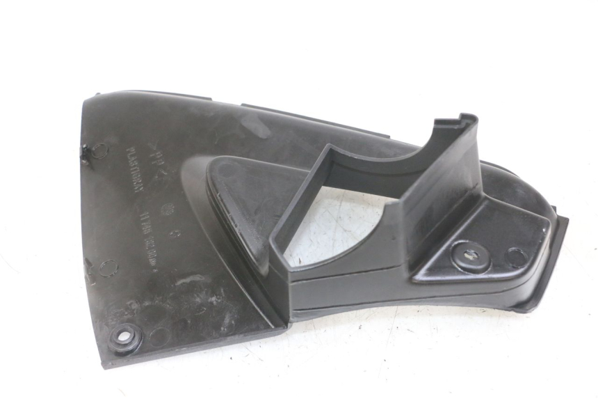 photo de TAPA REPOSAPIES CONEXION IZQUIERDA PEUGEOT JET FORCE CARBU 50 (2003 - 2016) - Otra perspectiva