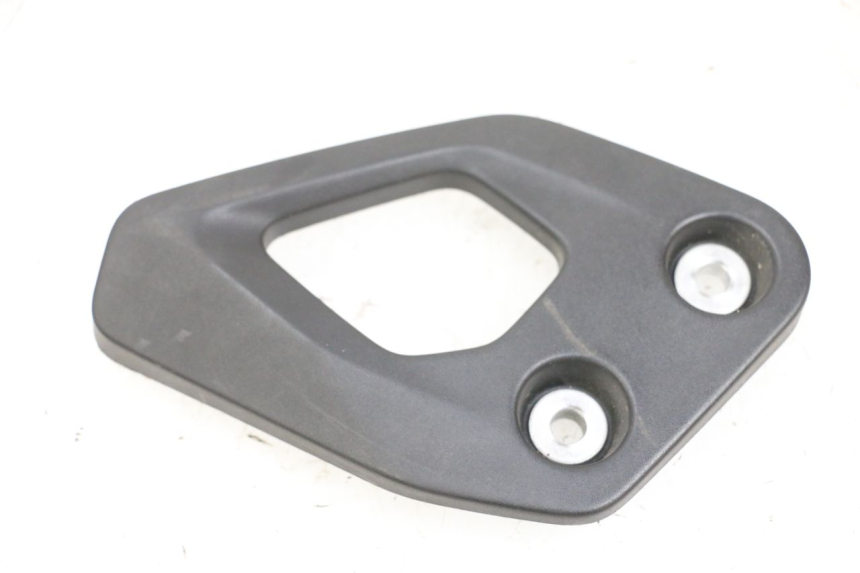 photo de TAPA REPOSAPIES CONEXION IZQUIERDA BMW R GS 1250 (2021 - 2024) - Vista principal