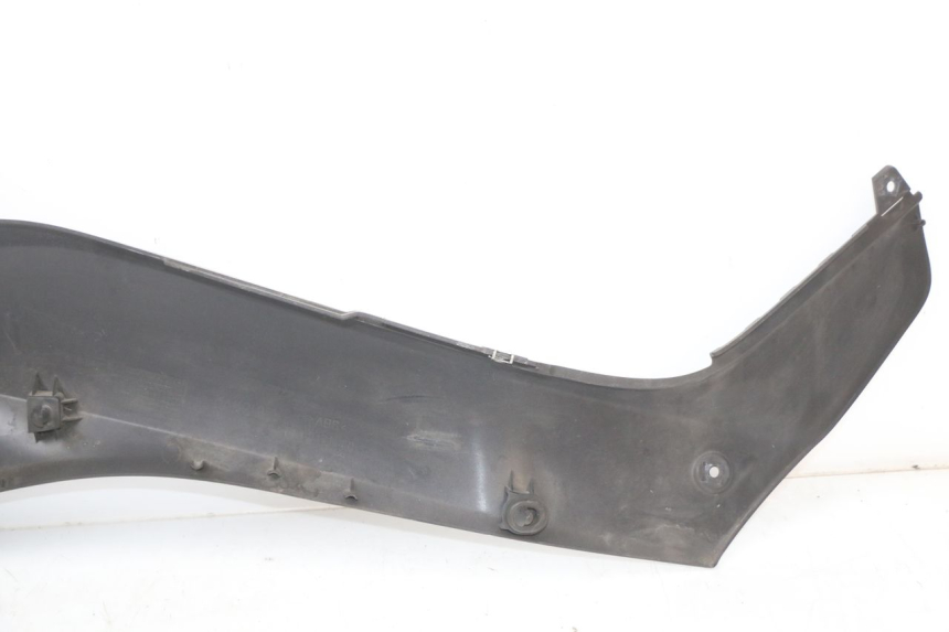 photo de JUNTA PIE DE APOYO IZQUIERDO YAMAHA XMAX X-MAX ABS 125 (2017 - 2020) - Detalles de los puntos de fijación