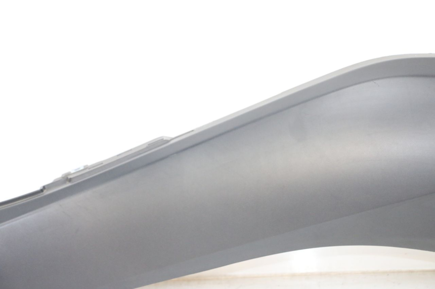 photo de JUNTA PIE DE APOYO IZQUIERDO YAMAHA XMAX X-MAX ABS 125 (2017 - 2020) - Estado de la superficie y material