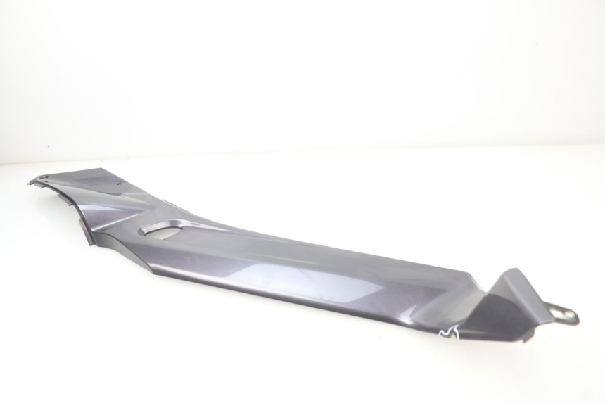 photo de JUNTA PIE DE APOYO IZQUIERDO YAMAHA XMAX X-MAX 125 (2006 - 2009) - Detalles de los puntos de fijación