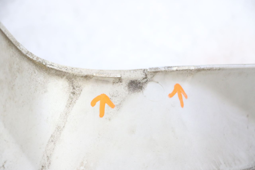 photo de TAPA REPOSAPIES CONEXION IZQUIERDA YAMAHA X-MAX XMAX 250 (2006 - 2009) - Otra perspectiva