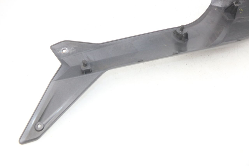 photo de TAPA REPOSAPIES CONEXION IZQUIERDA YAMAHA XP T-MAX TMAX ABS 530 (2012 - 2015) - Vista general del producto