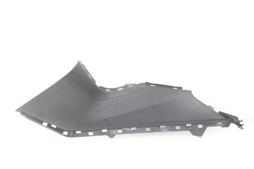 photo de TAPA REPOSAPIES CONEXION IZQUIERDA YAMAHA YP T-MAX TMAX 530 (2017 - 2020) - Vista principal