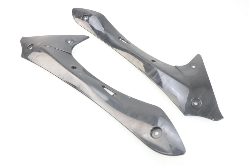 photo de TAPA REPOSAPIES CONEXION JONWAY GTX 2T 50 (2014 - 2020) - Vista general del producto