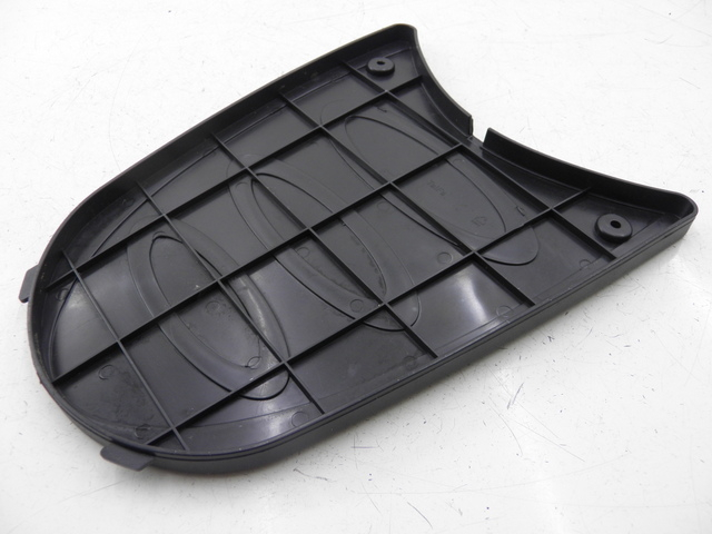 photo de TAPA REPOSAPIES CONEXION JM MOTOR JULIA 50 (2010 - 2014) - Zoom estado de uso