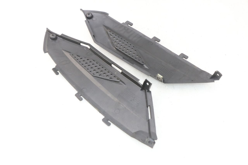 photo de TAPA REPOSAPIES CONEXION RIDE JUMP 2T 50 (2012 - 2017) - Detalle de la pieza