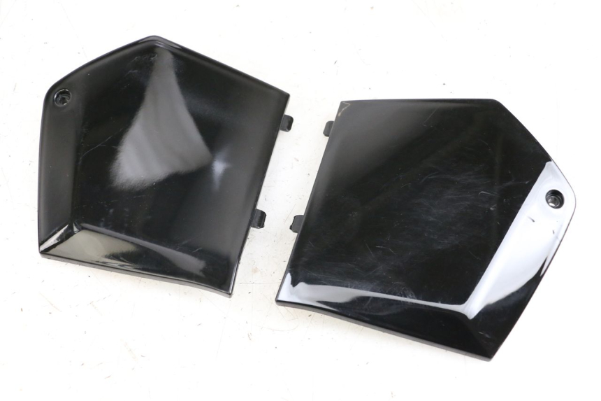 photo de CONEXIÓN DEL ESTRIBO PIAGGIO MP3 500 (2011 - 2015) - Vista principal