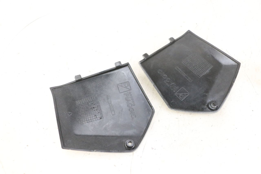 photo de CONEXIÓN DEL ESCALÓN PIAGGIO MP3 RL 250 (2006 - 2010) - Otra perspectiva