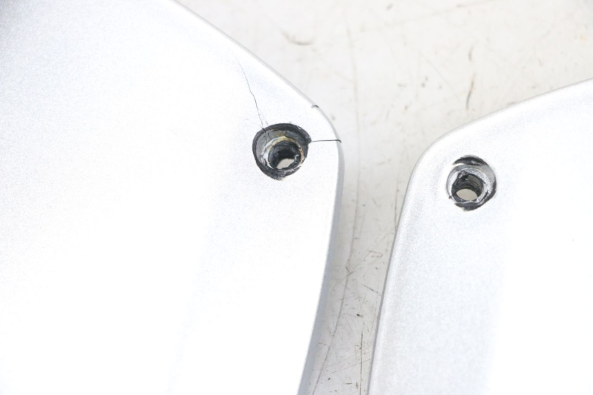 photo de CONEXIÓN DEL ESCALÓN PIAGGIO MP3 RL 250 (2006 - 2010) - Vista general del producto