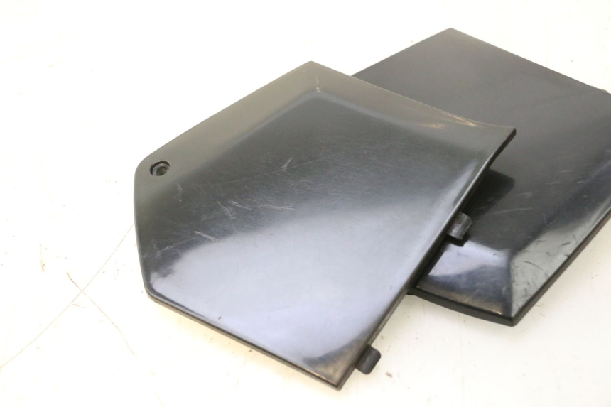 photo de CONEXIÓN DEL ESTRIBO PIAGGIO MP3 500 (2011 - 2015) - Detalle de la pieza