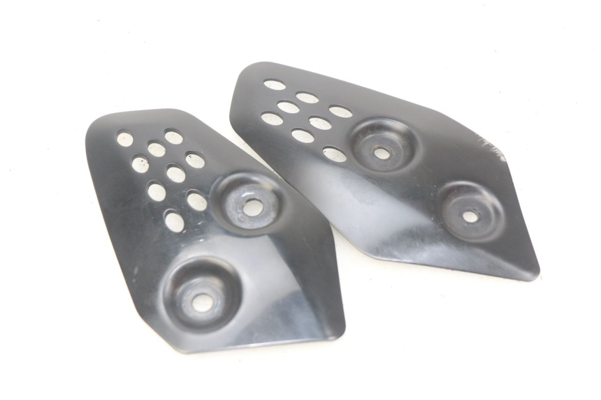 photo de CONEXIÓN DEL ESCALÓN YAMAHA MT-07 MT07 ABS 700 (2014 - 2017) - Otra perspectiva