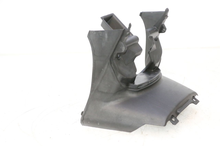 photo de TAPA REPOSAPIES CONEXION MBK NITRO 50 (2004 - 2008) - Primer plano técnico
