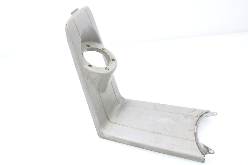 photo de TAPA REPOSAPIES CONEXION PIAGGIO NRG 50 (2004 - 2017) - Otra perspectiva