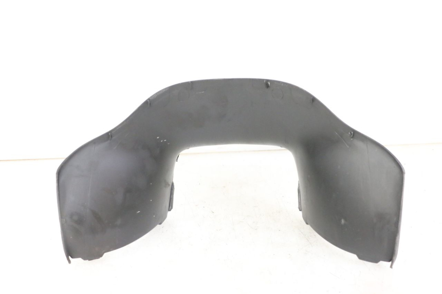 photo de TAPA REPOSAPIES CONEXION APRILIA SCARABEO GT TOURING 125 (1999 - 2005) - Vista general del producto