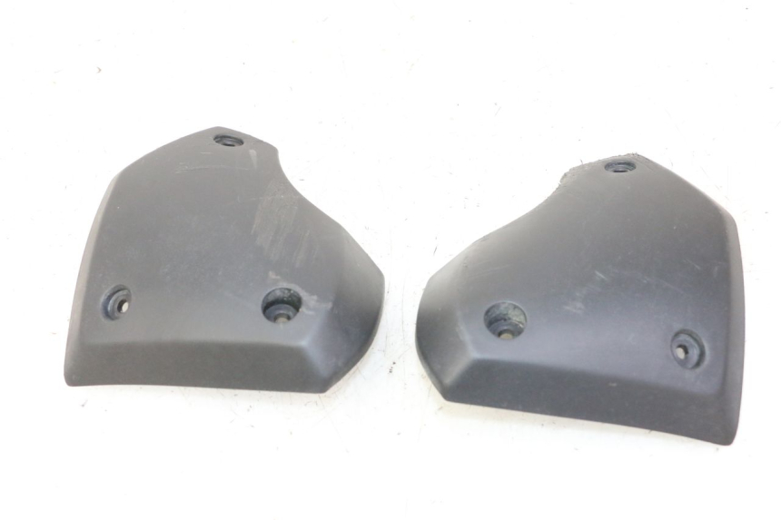 photo de TAPA REPOSAPIES CONEXION PEUGEOT STREETZONE I NAKED 2T 50 (2018 - 2020) - Vista principal