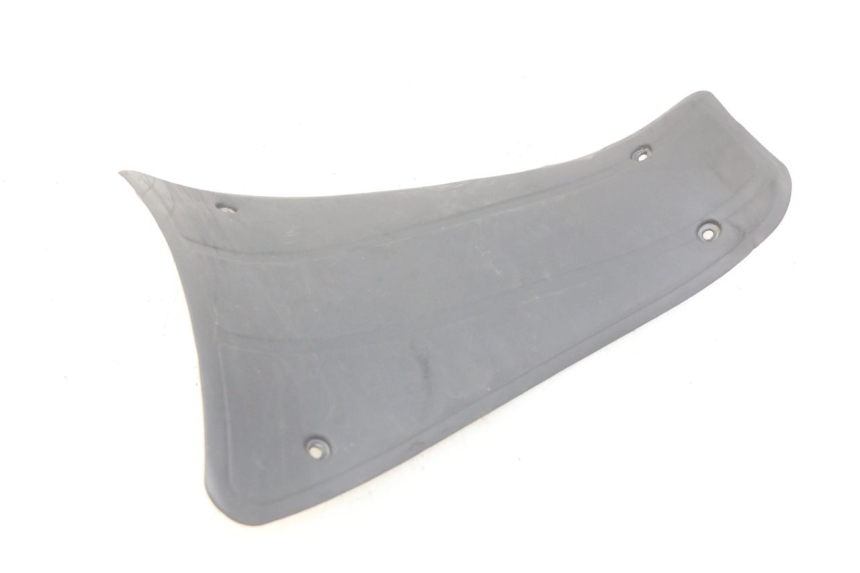 photo de CONEXIÓN DEL ESCALÓN PIAGGIO VESPA GTS SUPER IE 125 (2009 - 2016) - Primer plano técnico