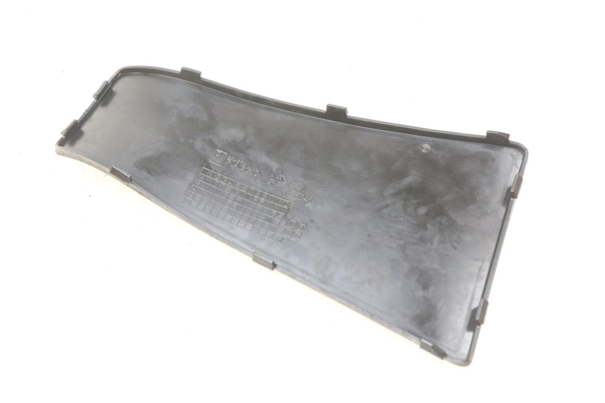 photo de CONEXIÓN DEL ESCALÓN PIAGGIO VESPA S 2T 50 (2007 - 2014) - Detalle de la pieza