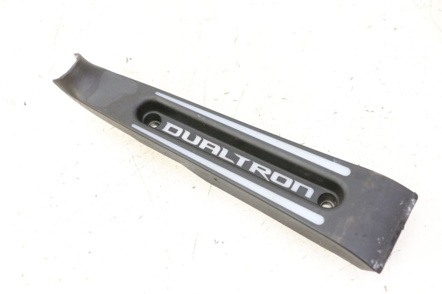 photo de TAPA REPOSAPIES CONEXION DUALTRON VICTOR LIMITED 1 - Otra perspectiva