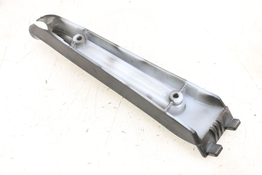 photo de TAPA REPOSAPIES CONEXION DUALTRON VICTOR LIMITED 1 - Detalle de la pieza