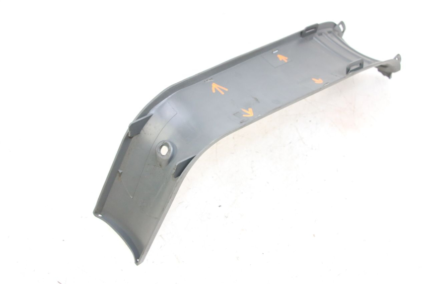 photo de TAPA REPOSAPIES CONEXION HONDA WALLAROO DX 50 (1993 - 1996) - Primer plano técnico