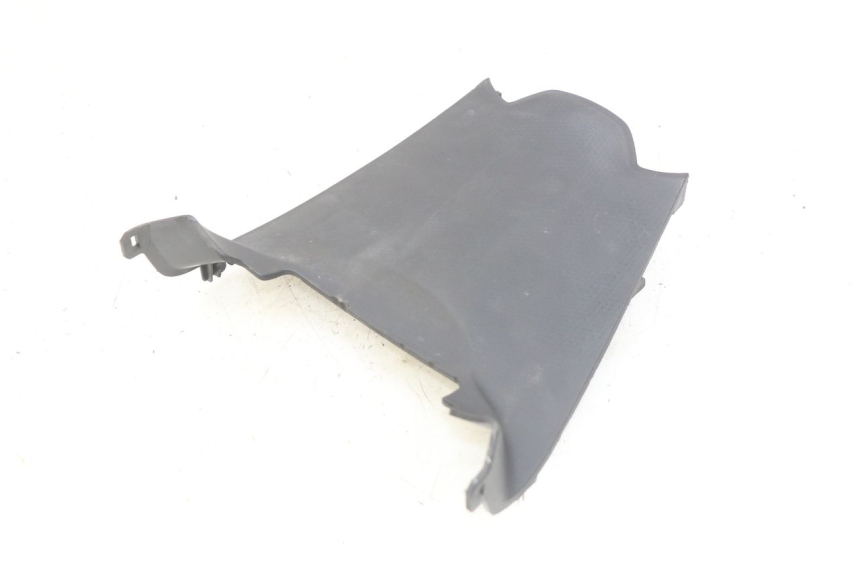 photo de CONEXIÓN DEL ESCALÓN KYMCO X-TOWN XTOWN 125 (2016 - 2021) - Detalle de la pieza