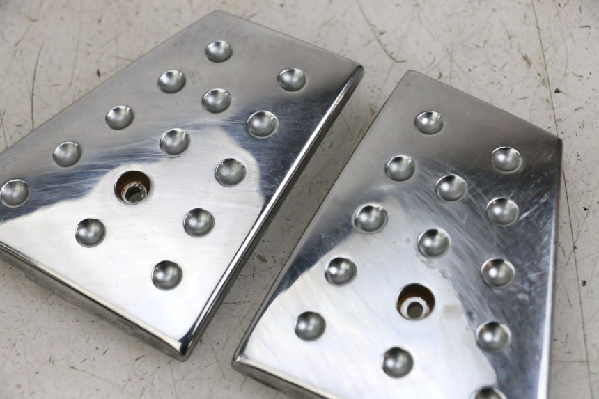 photo de CONEXIÓN DEL ESCALÓN PIAGGIO X8 125 (2004 - 2007) - Detalle de la pieza