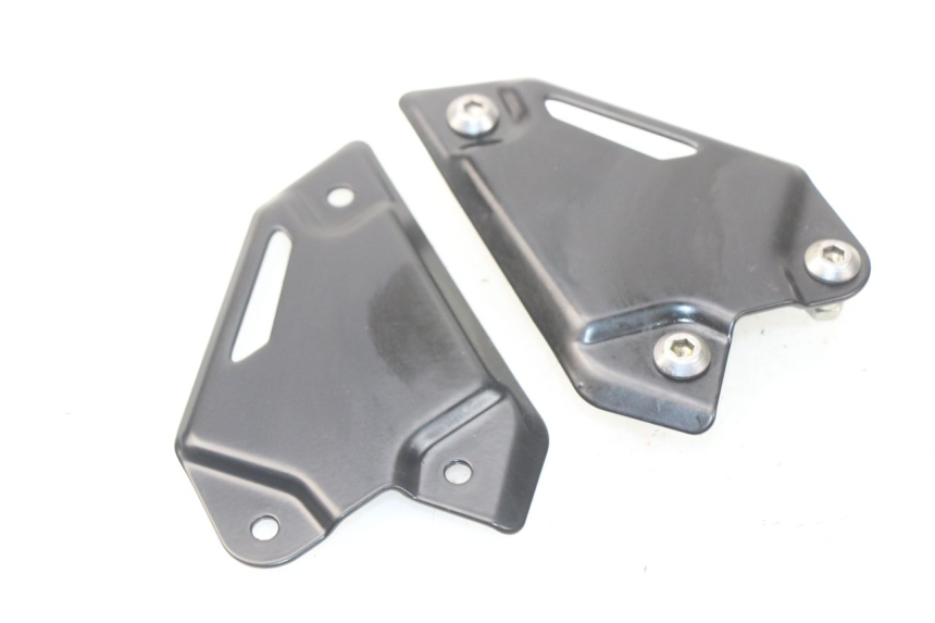 photo de TAPA REPOSAPIES CONEXION KAWASAKI Z Z900 900 (2017 - 2019) - Vista principal