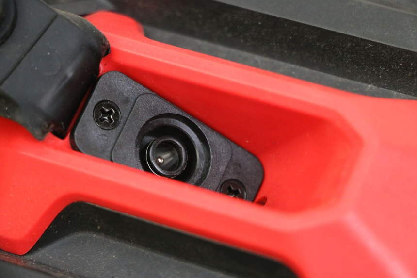 photo de TAPA REPOSAPIES CONEXION SEGWAY NINEBOT ZT3 PRO 1 - Zoom estado de uso