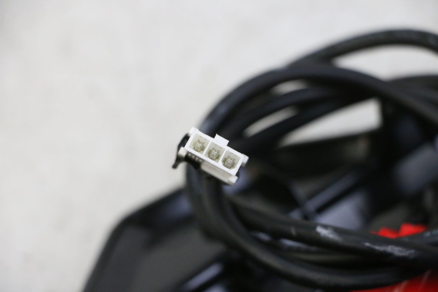 photo de TAPA REPOSAPIES CONEXION SEGWAY NINEBOT ZT3 PRO 1 - Vista general del producto