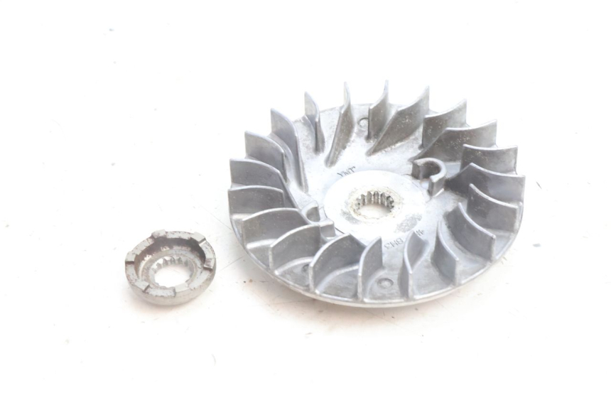 photo de VARIADOR PLATO MOVIL YAMAHA BW'S BWS 125 (2010 - 2013) - Detalle de la pieza