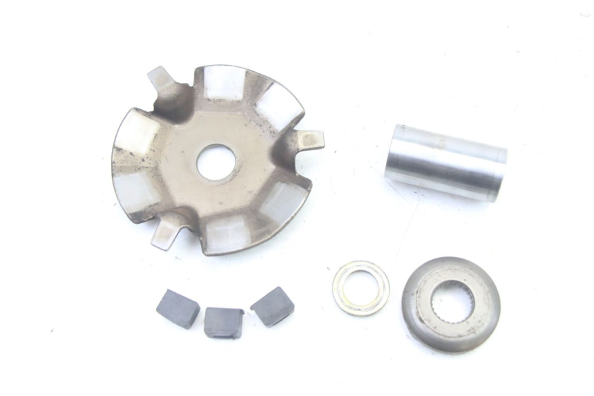 photo de VARIADOR PLATO PEUGEOT TWEET 4T 50 (2014 - 2019) - Detalle de la pieza