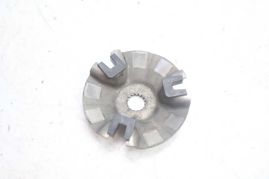 photo de VARIADOR PLATO YAMAHA XMAX X-MAX 125 (2006 - 2009) - Primer plano técnico