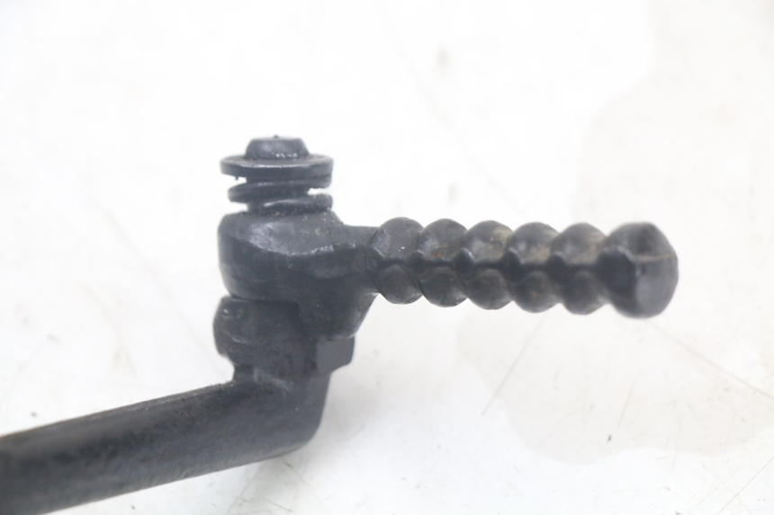 photo de PATADA KYMCO AGILITY 4T 50 (2018 - 2022) - Detalles de los puntos de fijación