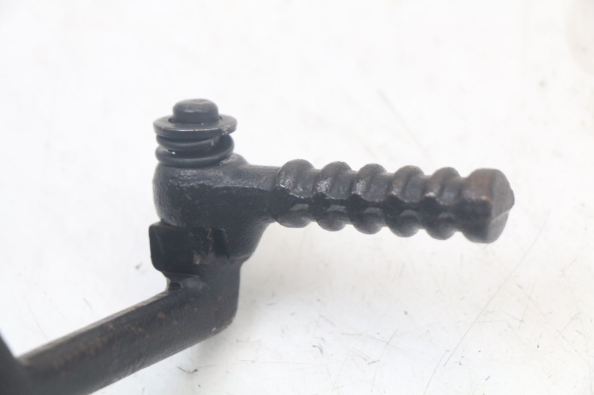 photo de PATADA KYMCO AGILITY 4T 50 (2018 - 2022) - Detalles de los puntos de fijación