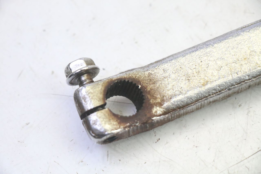 photo de PEDAL ARRANQUE KYMCO GRAND DINK 125 (2002 - 2007) - Detalle de la pieza