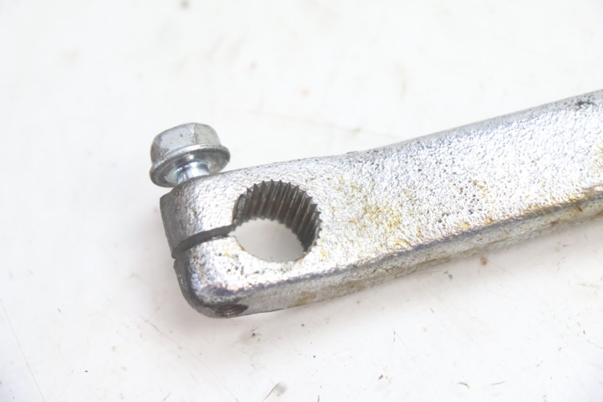 photo de PEDAL ARRANQUE KYMCO GRAND DINK 125 (2008 - 2014) - Detalle de la pieza