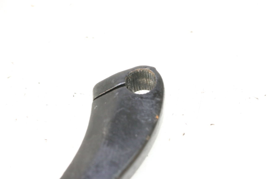 photo de PATADA PEUGEOT KISBEE 2T 50 (2010 - 2017) - Zoom estado de uso