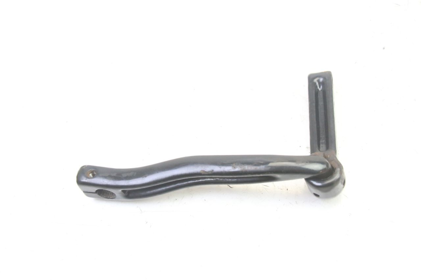 photo de PATADA PEUGEOT KISBEE 4T 50 (2018 - 2022) - Detalles de los puntos de fijación