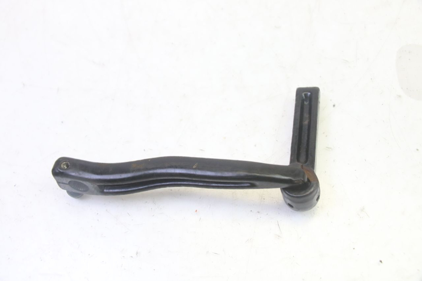 photo de PATADA PEUGEOT KISBEE 4T 50 (2018 - 2022) - Detalles de los puntos de fijación