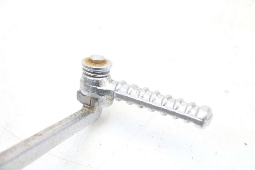 photo de PEDAL ARRANQUE KYMCO PEOPLE S 125 (2000 - 2008) - Primer plano técnico