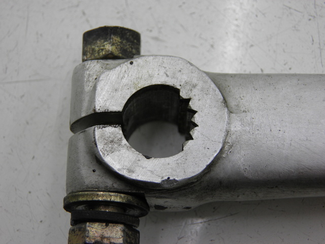 photo de PEDAL ARRANQUE LML DLX 2T 125 (2008) - Primer plano técnico